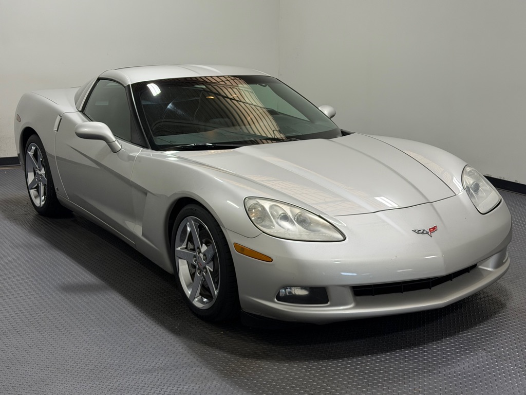 Photo 4 of this CHEVROLET CORVETTE