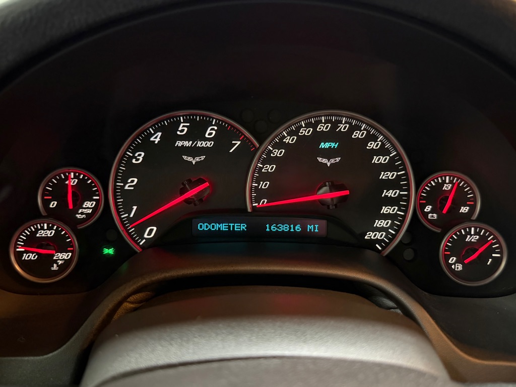 Photo 11 of this CHEVROLET CORVETTE