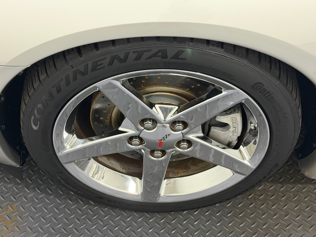 Photo 18 of this CHEVROLET CORVETTE
