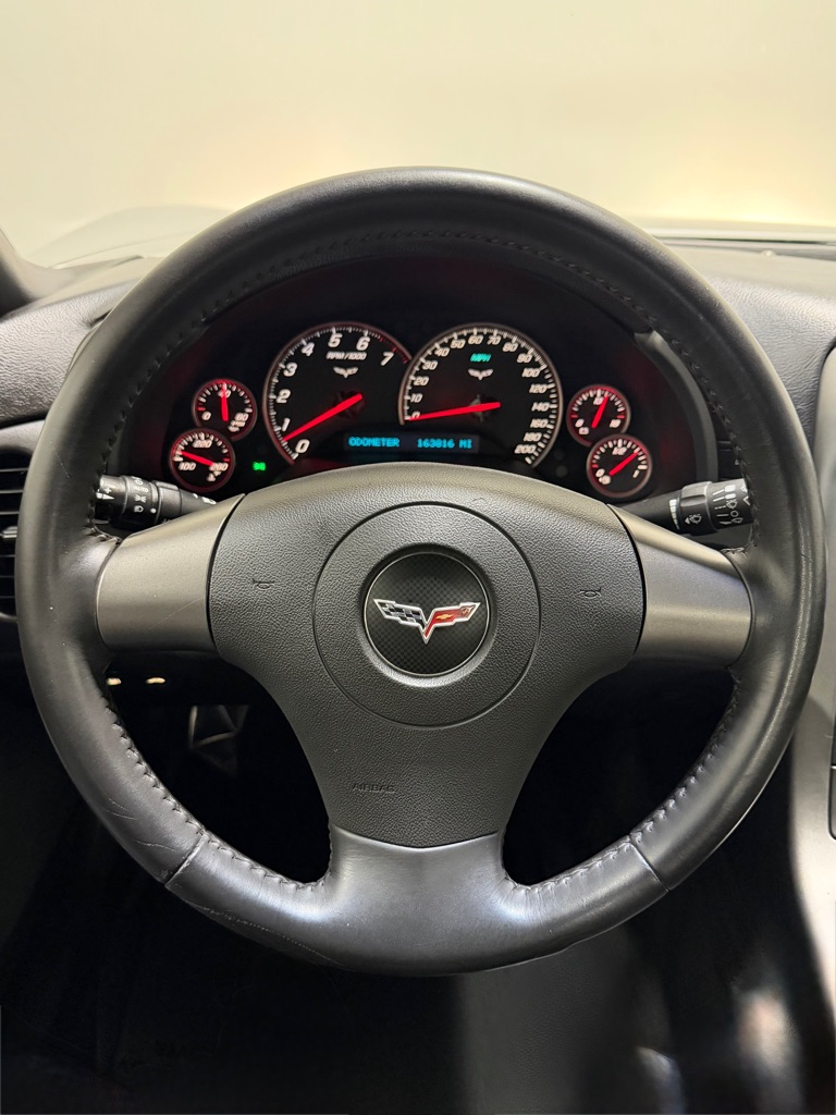 Photo 13 of this CHEVROLET CORVETTE