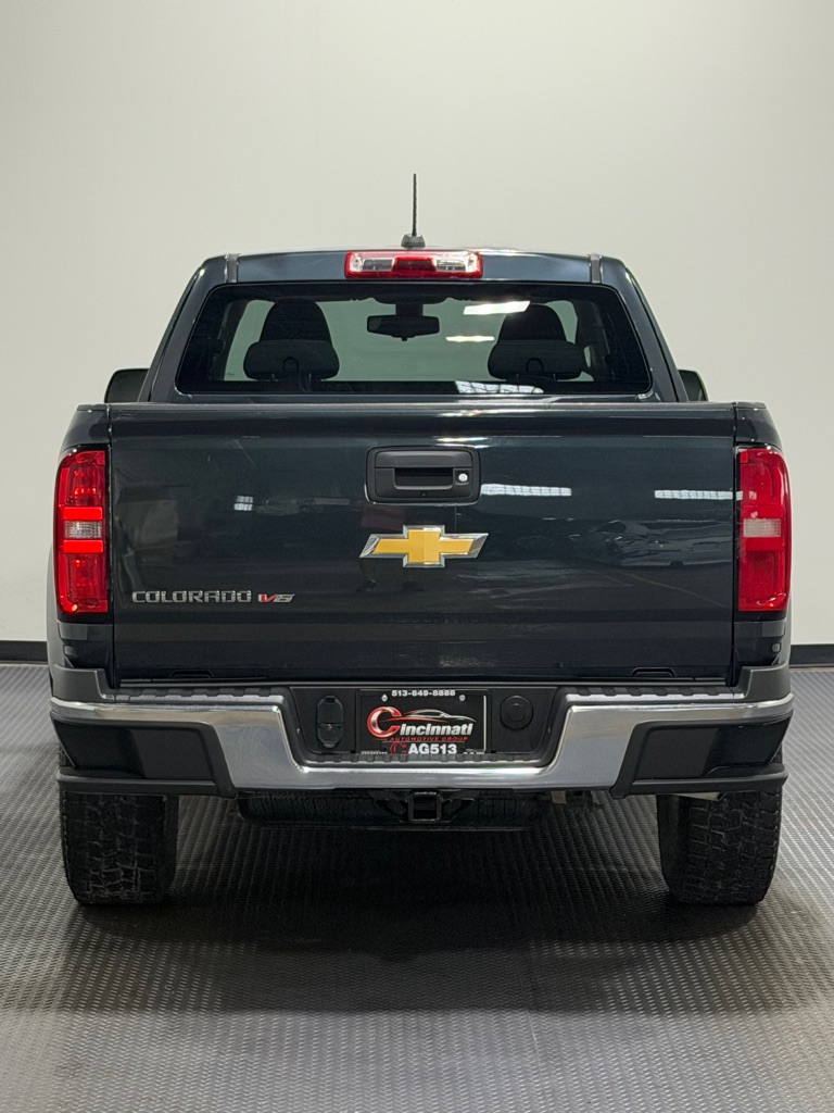 Photo 6 of this CHEVROLET COLORADO