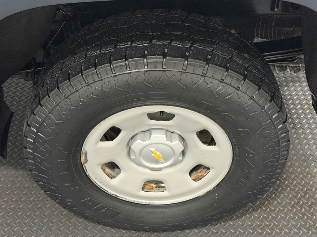 Photo 19 of this CHEVROLET COLORADO