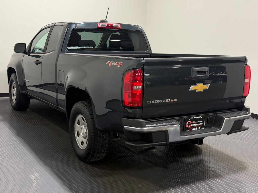 Photo 7 of this CHEVROLET COLORADO