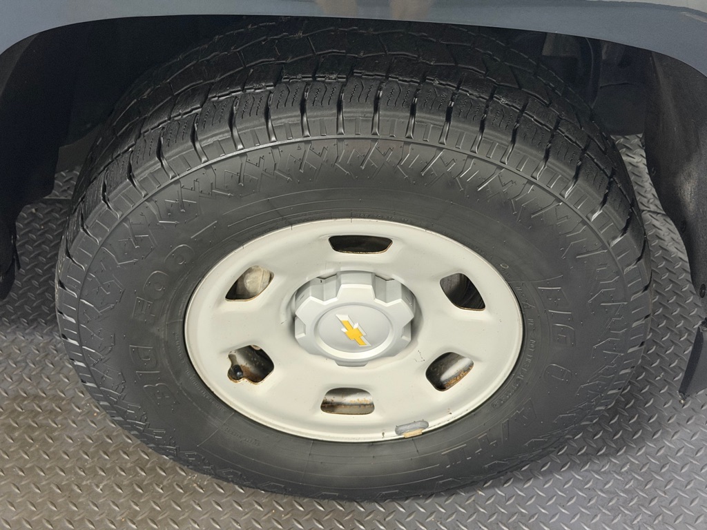 Photo 17 of this CHEVROLET COLORADO