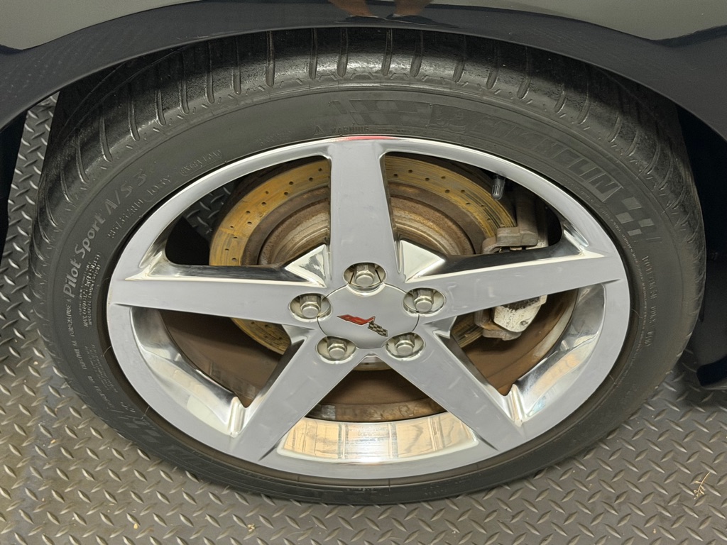 Photo 16 of this CHEVROLET CORVETTE