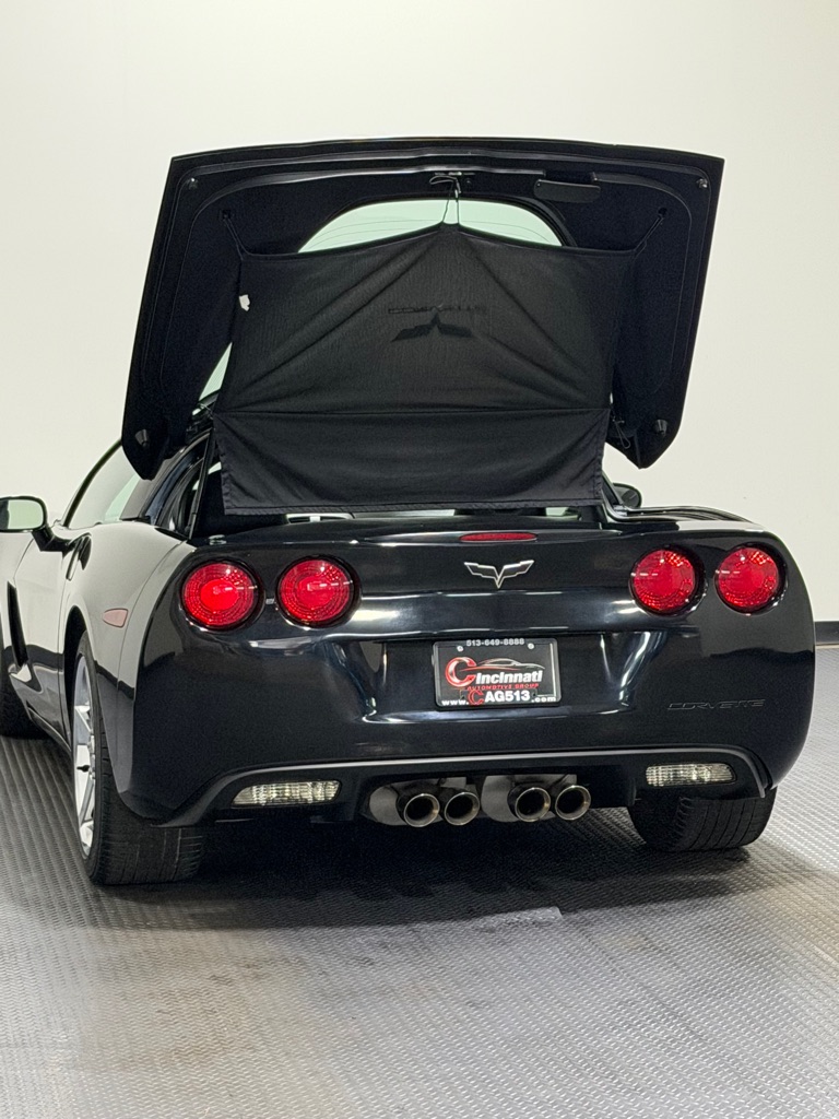 Photo 9 of this CHEVROLET CORVETTE