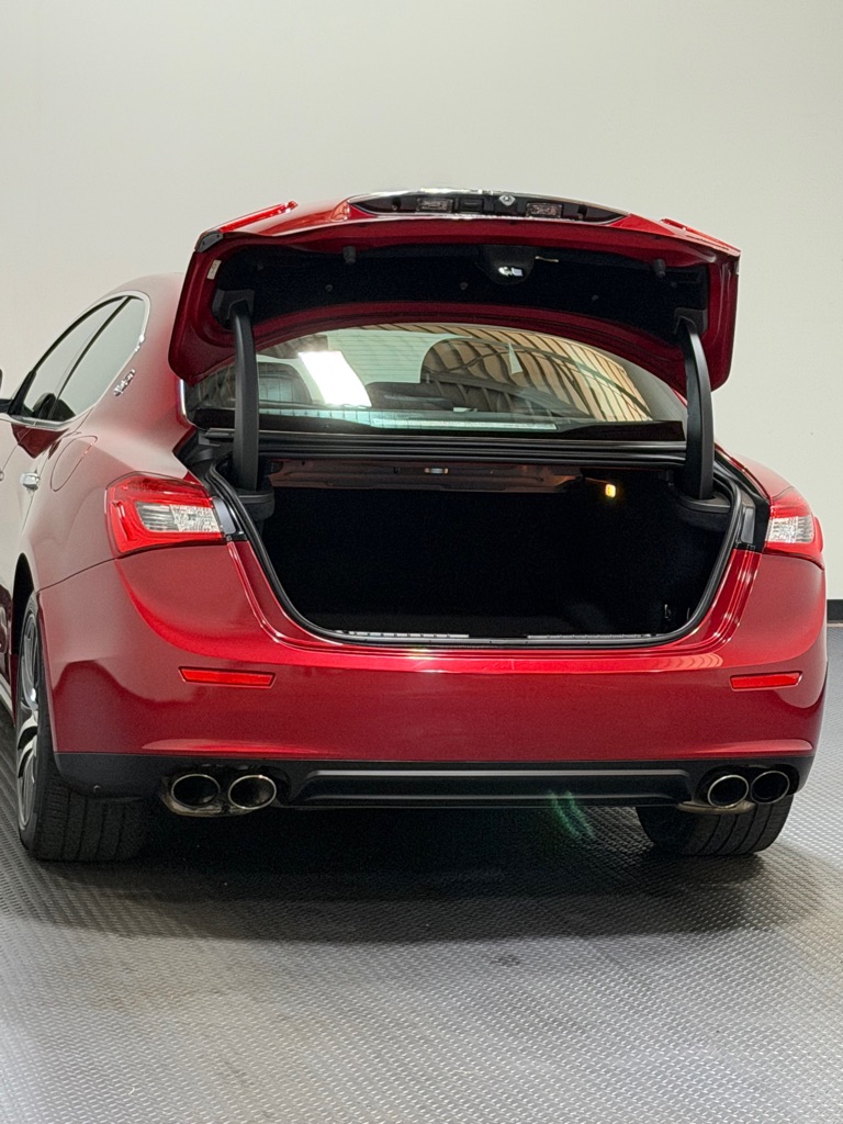 Photo 12 of this MASERATI GHIBLI