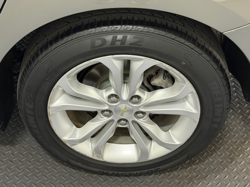 Photo 19 of this CHEVROLET CRUZE