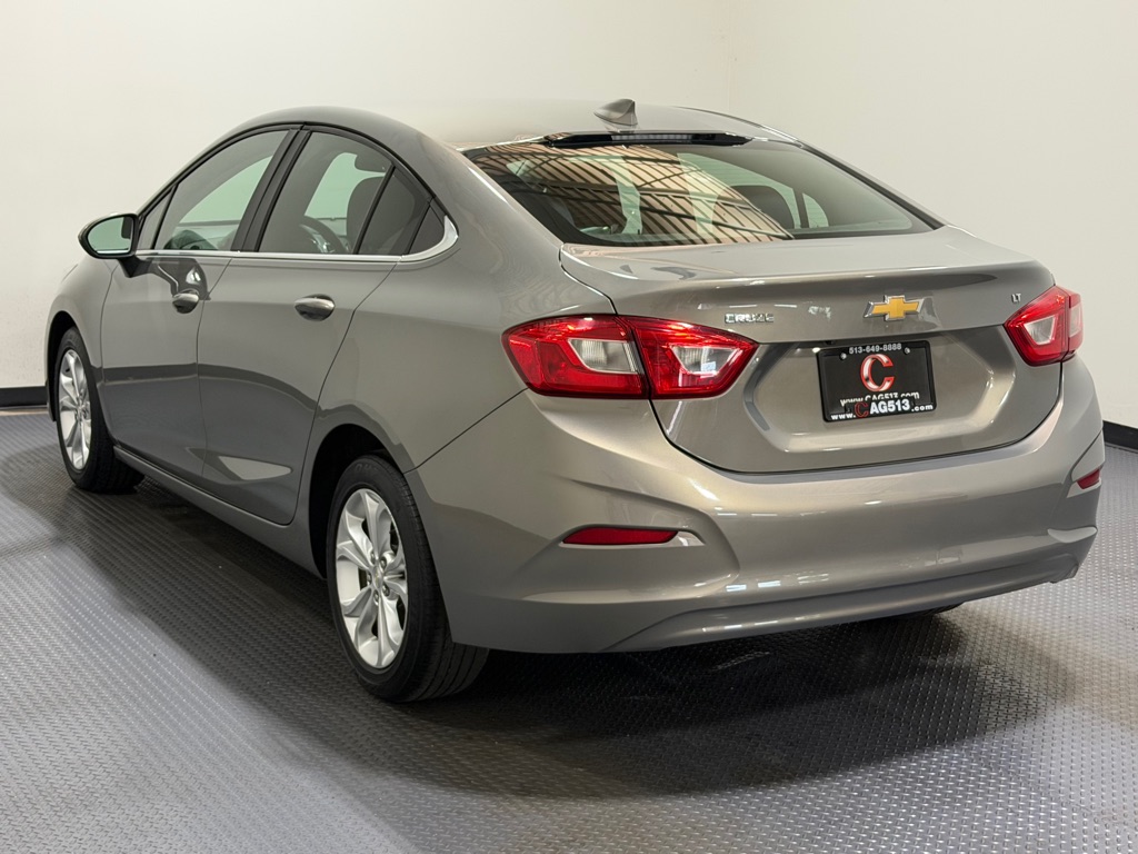 Photo 7 of this CHEVROLET CRUZE