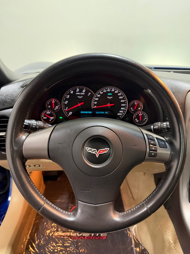 Photo 13 of this CHEVROLET CORVETTE