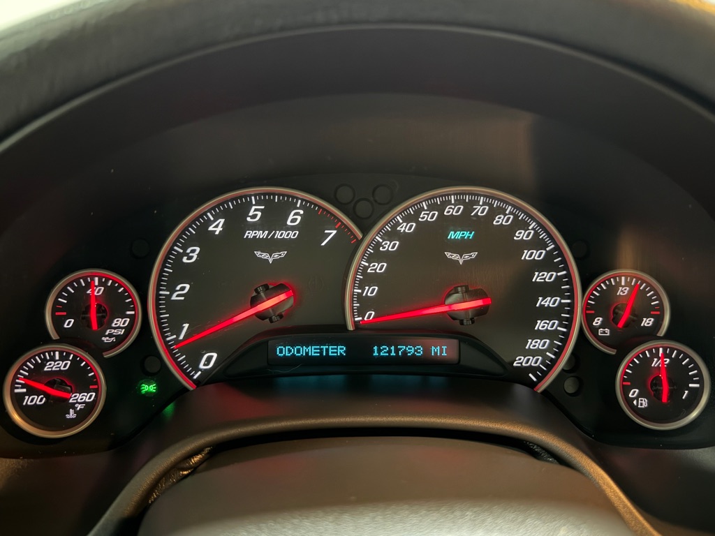 Photo 12 of this CHEVROLET CORVETTE