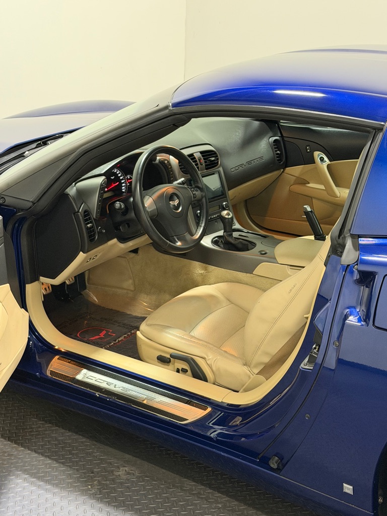 Photo 8 of this CHEVROLET CORVETTE