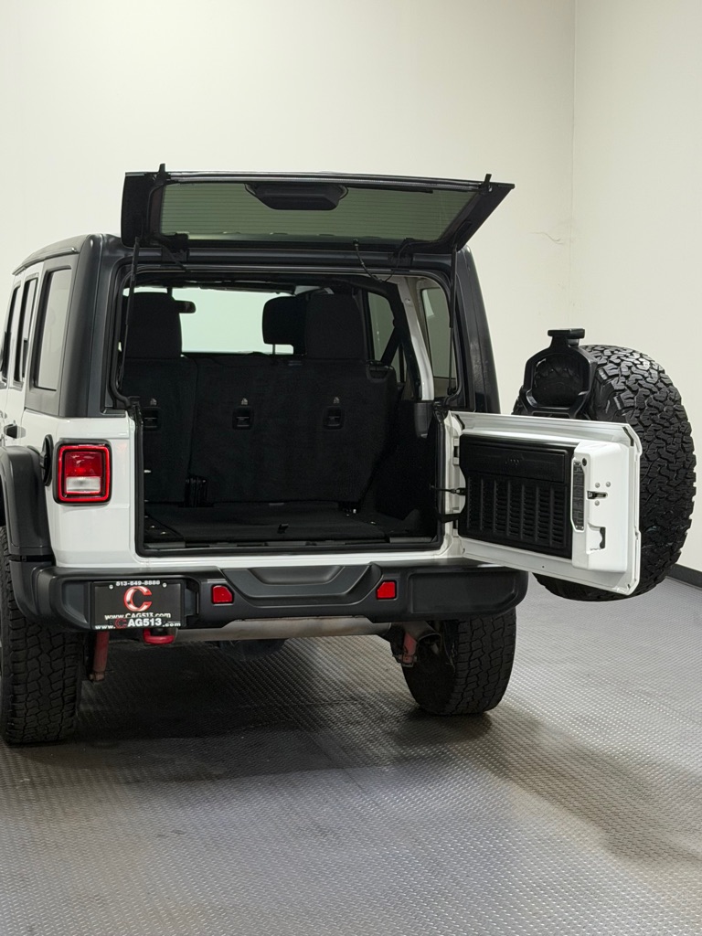 Photo 12 of this JEEP WRANGLER UNLIMI
