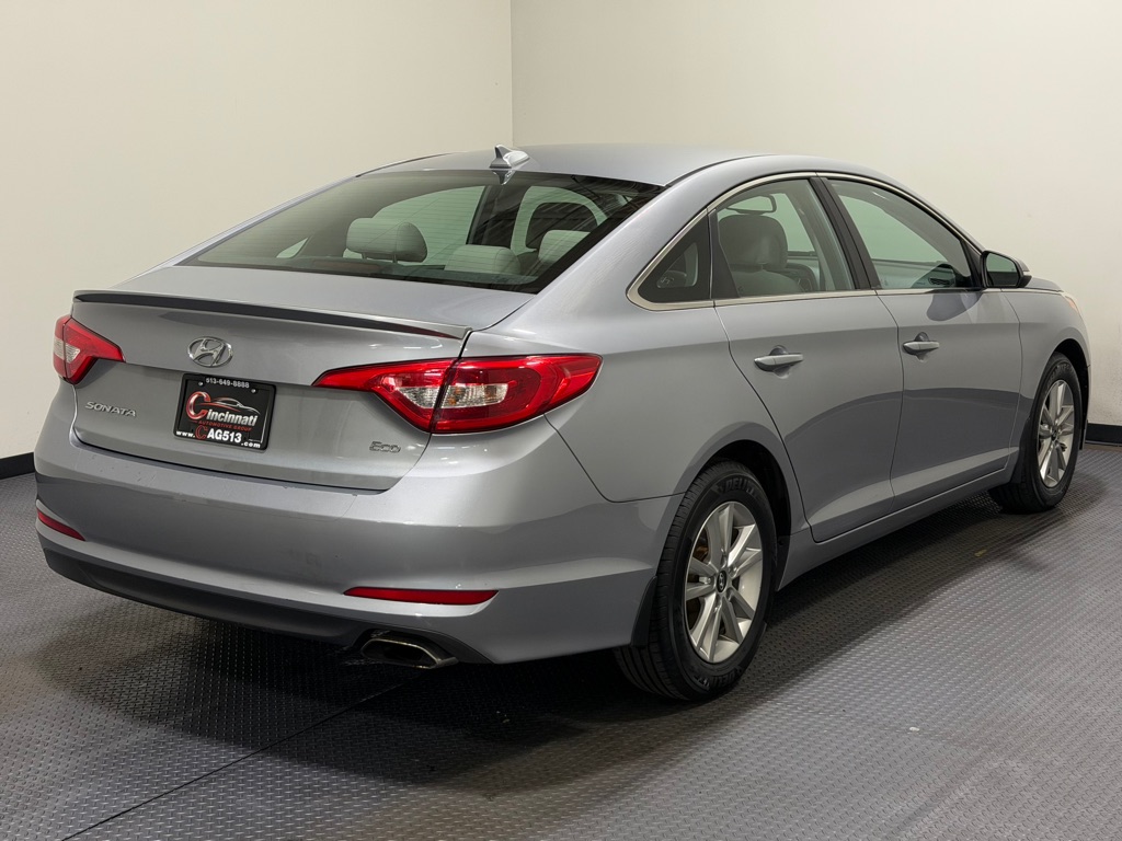 Photo 5 of this HYUNDAI SONATA