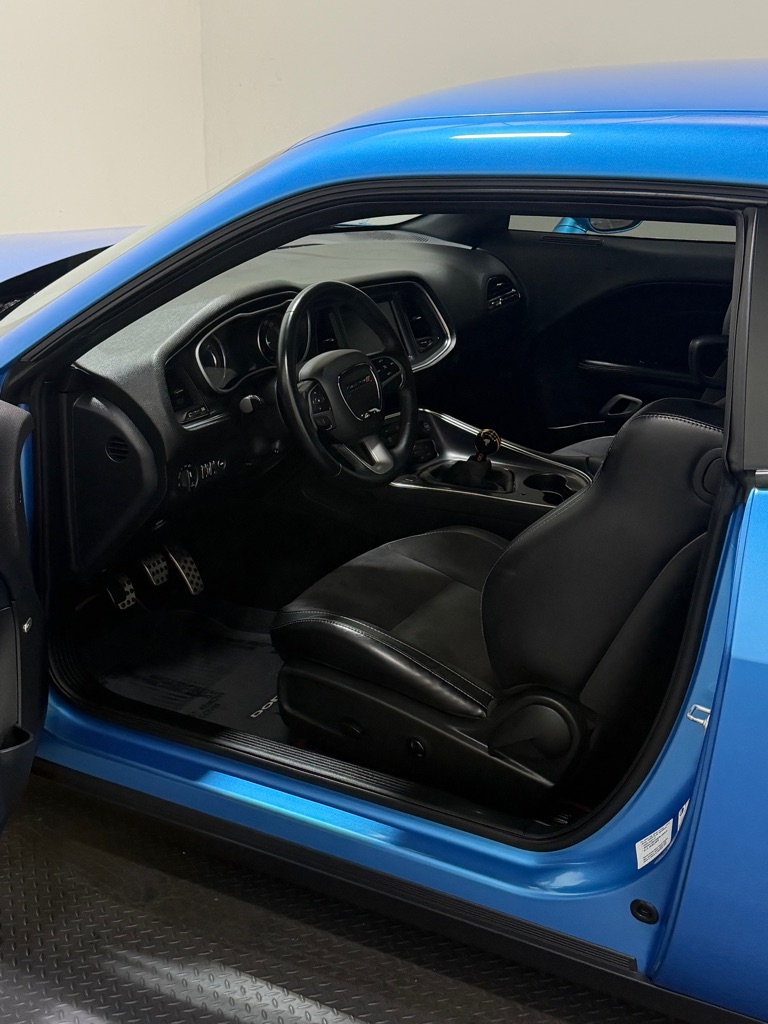 Photo 8 of this DODGE CHALLENGER