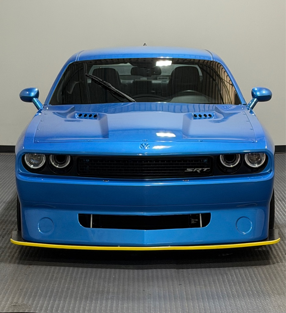 Photo 3 of this DODGE CHALLENGER