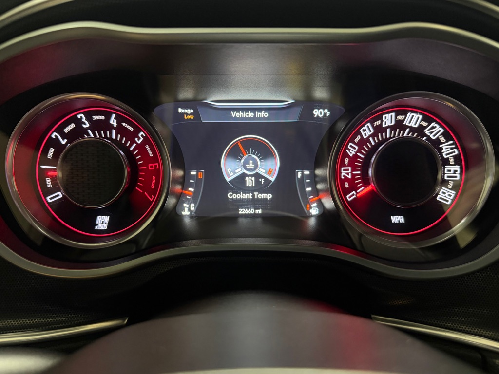 Photo 13 of this DODGE CHALLENGER