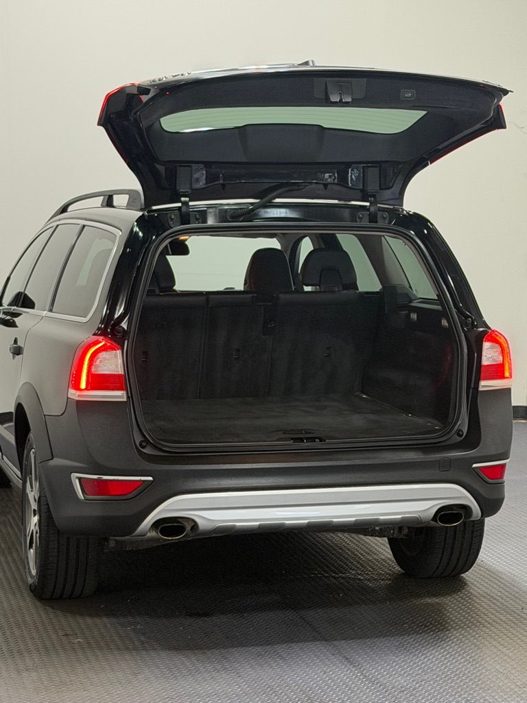 Photo 12 of this VOLVO XC70
