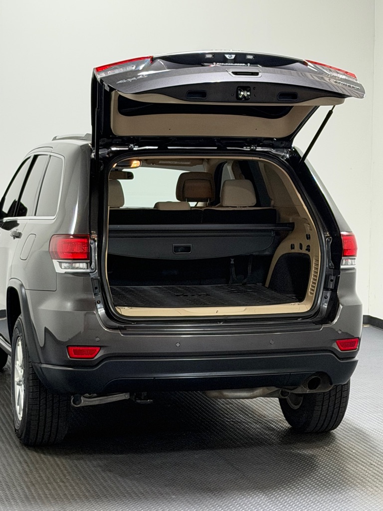 Photo 12 of this JEEP GRAND CHEROKEE