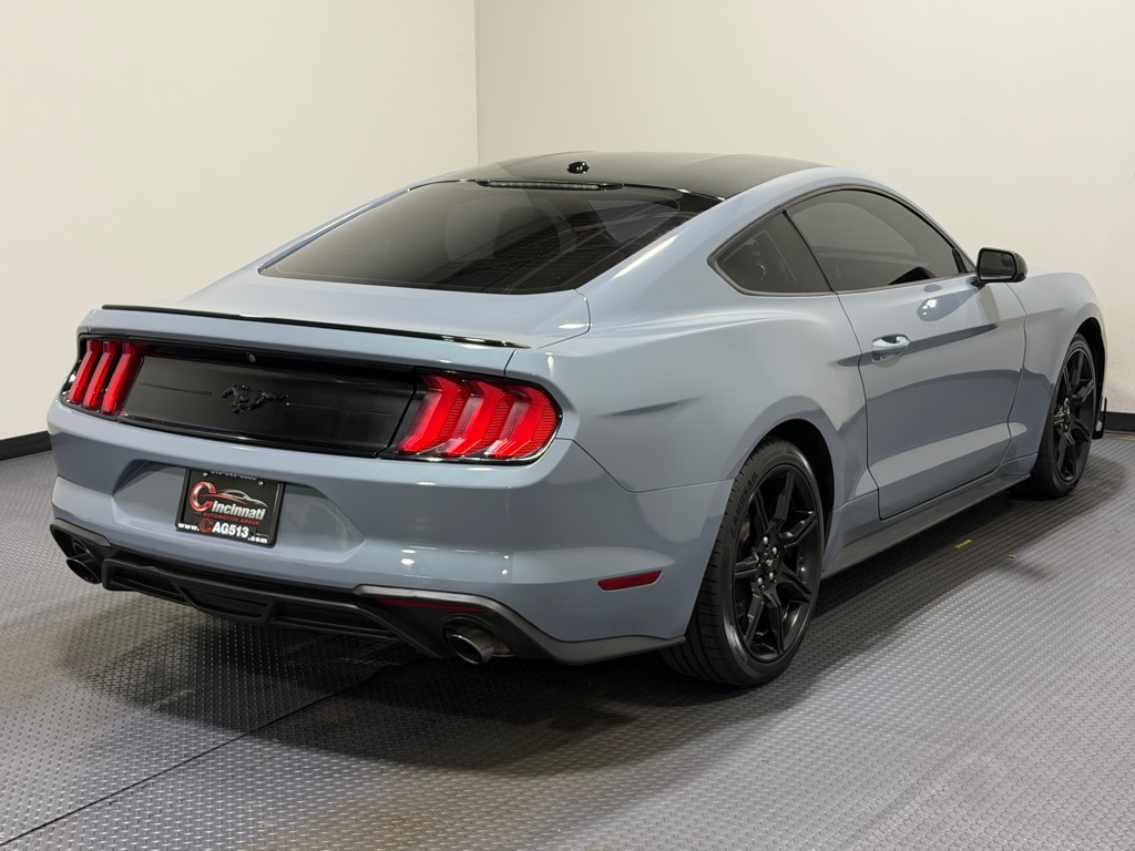 Photo 5 of this FORD MUSTANG