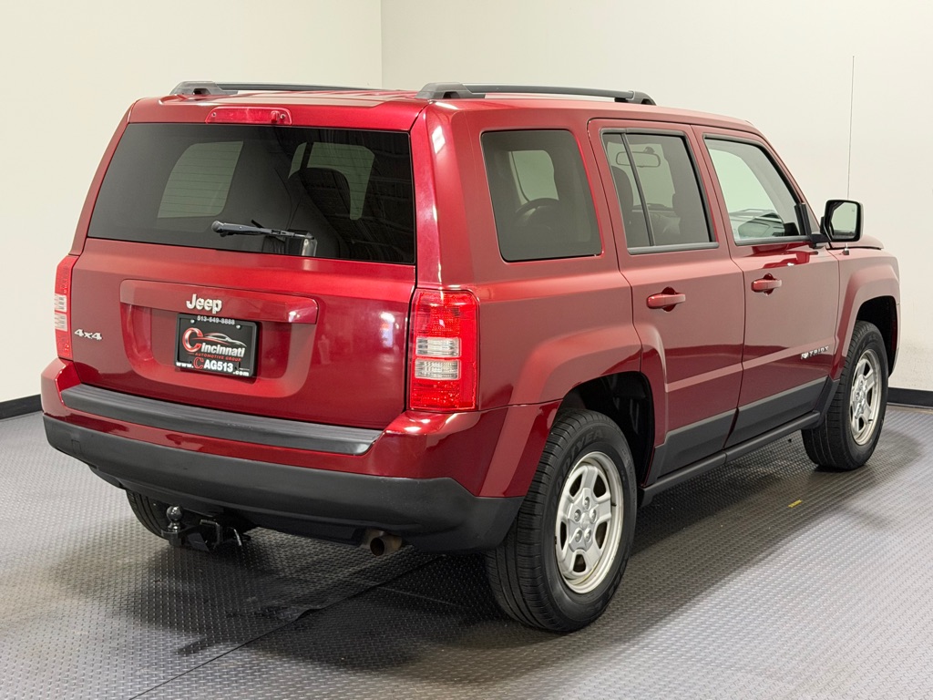 Photo 5 of this JEEP PATRIOT