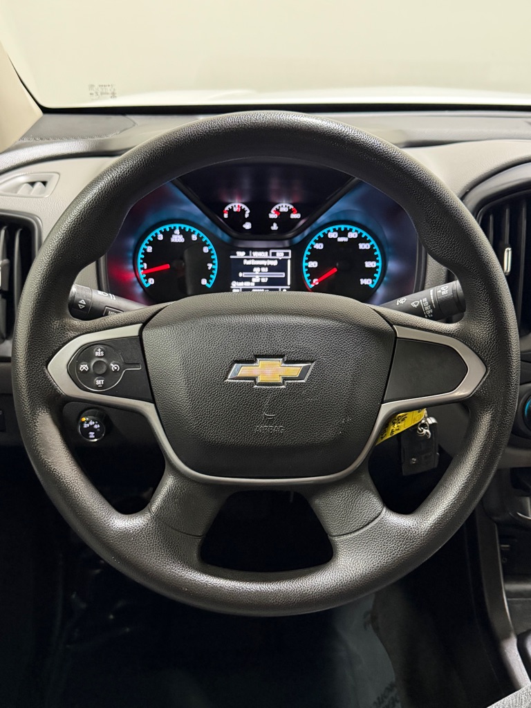 Photo 15 of this CHEVROLET COLORADO