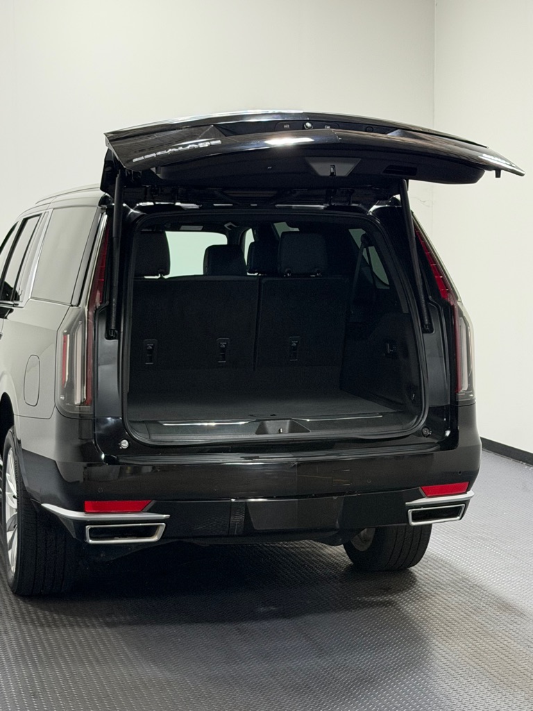 Photo 13 of this CADILLAC ESCALADE