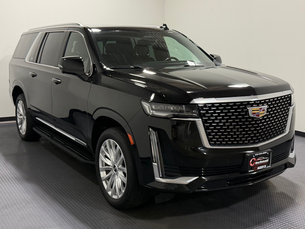 Photo 4 of this CADILLAC ESCALADE