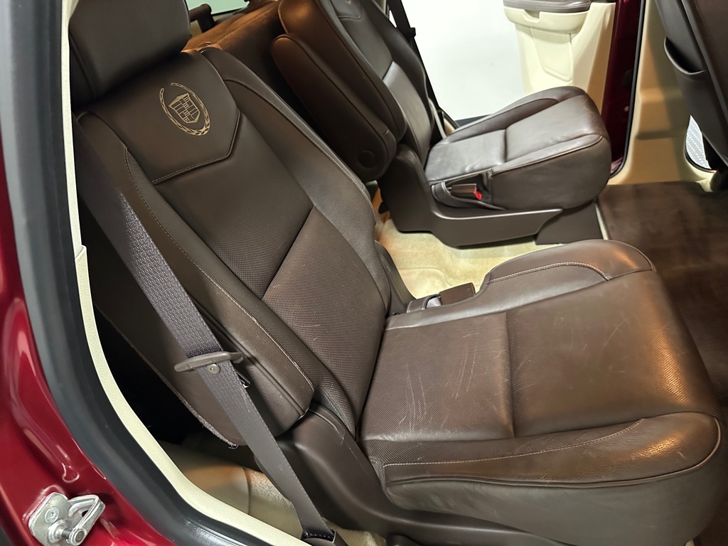 Photo 15 of this CADILLAC ESCALADE