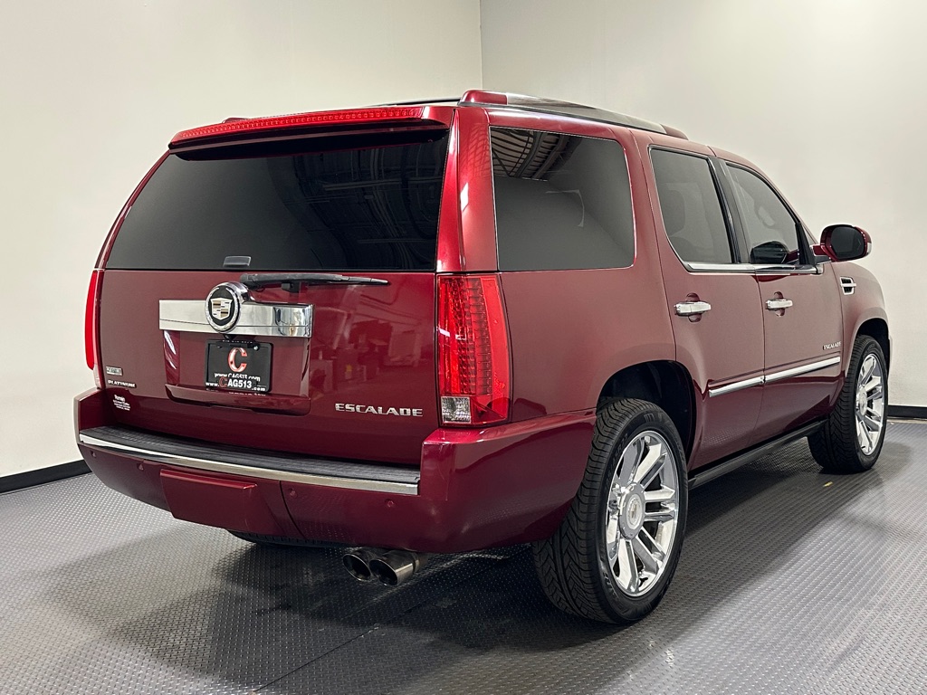 Photo 7 of this CADILLAC ESCALADE