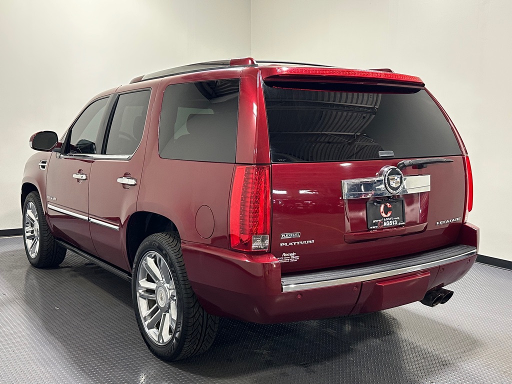 Photo 9 of this CADILLAC ESCALADE