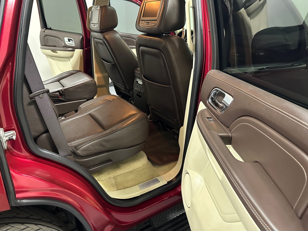 Photo 12 of this CADILLAC ESCALADE