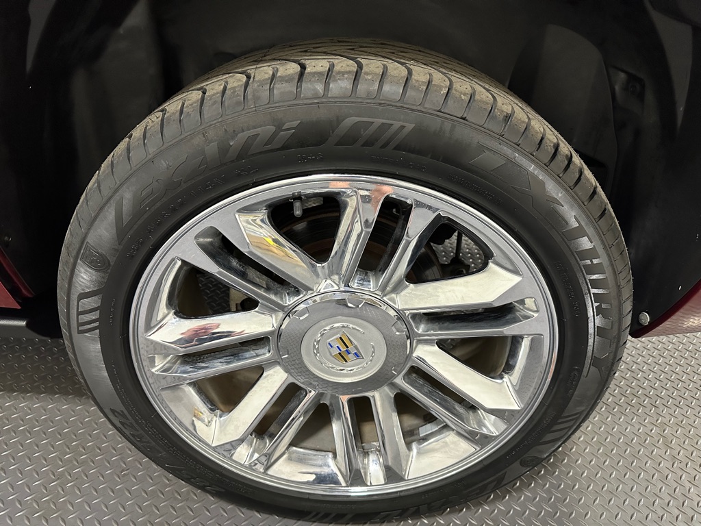 Photo 23 of this CADILLAC ESCALADE