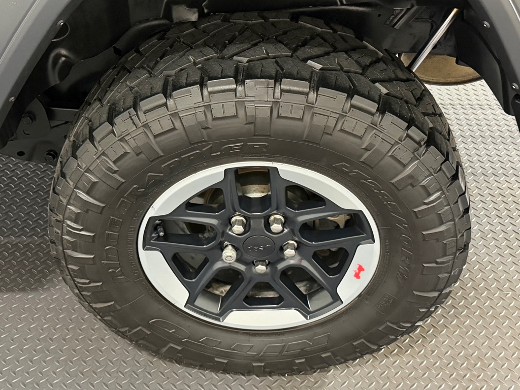 Photo 19 of this JEEP WRANGLER UNLIMI