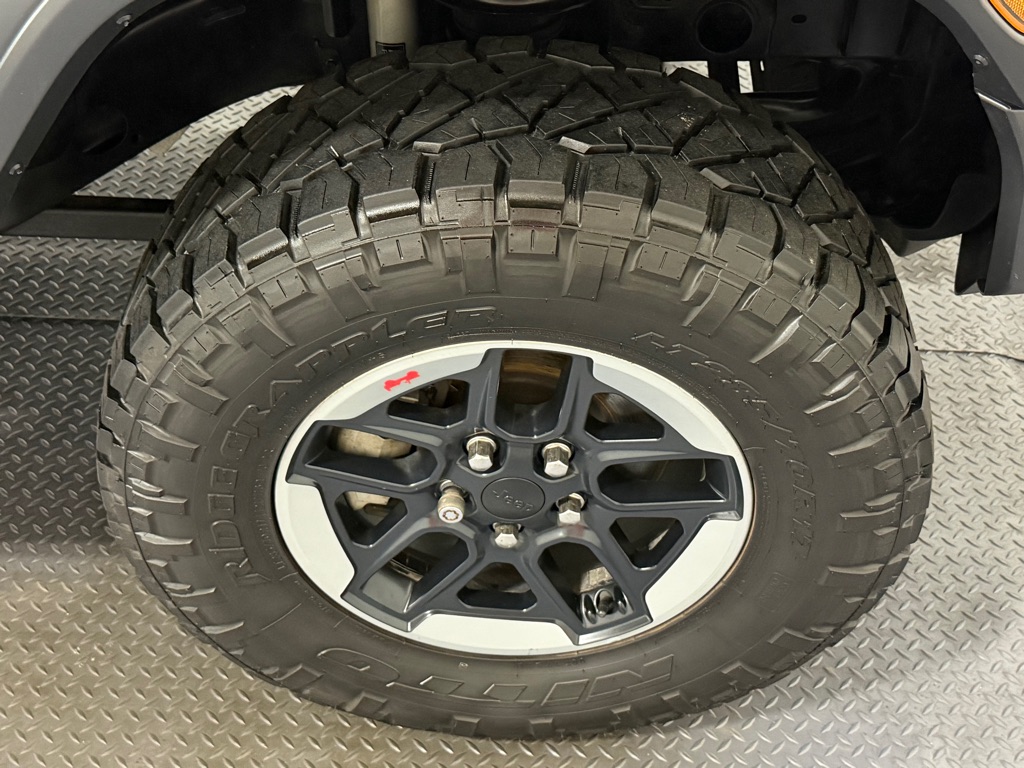 Photo 17 of this JEEP WRANGLER UNLIMI