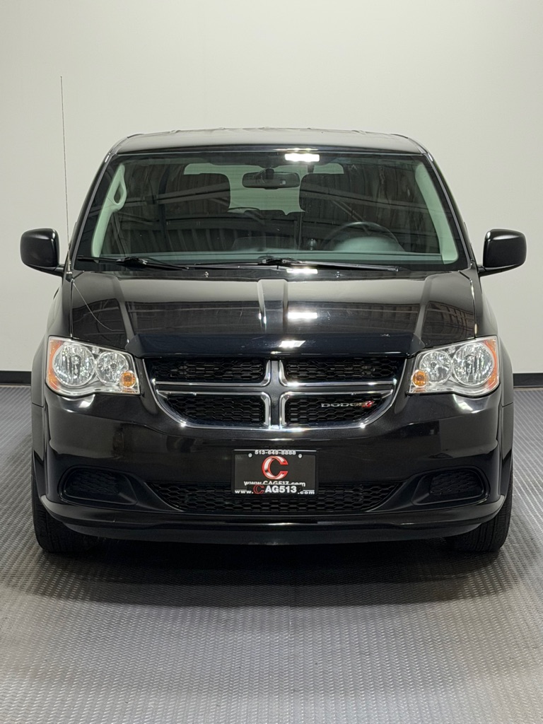 Photo 3 of this DODGE GRAND CARAVAN
