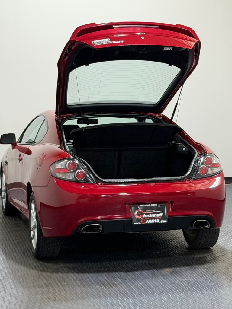 Photo 11 of this HYUNDAI TIBURON