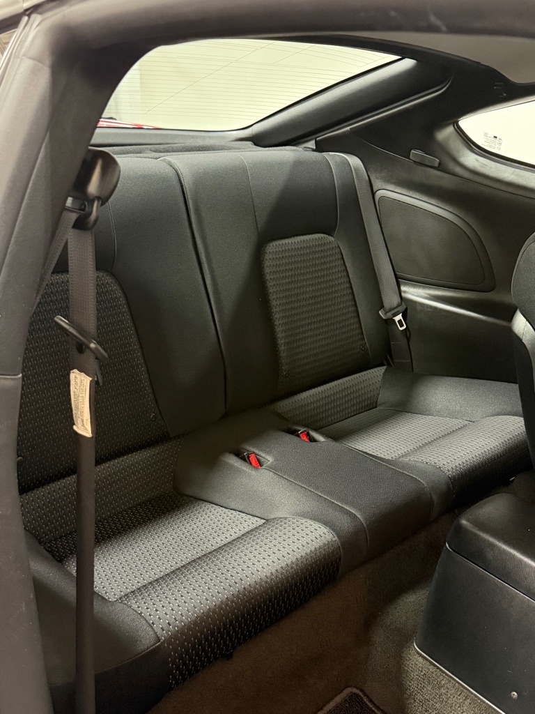 Photo 10 of this HYUNDAI TIBURON