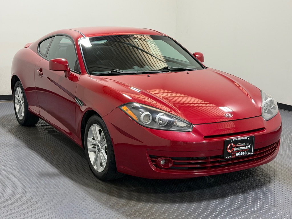 Photo 4 of this HYUNDAI TIBURON
