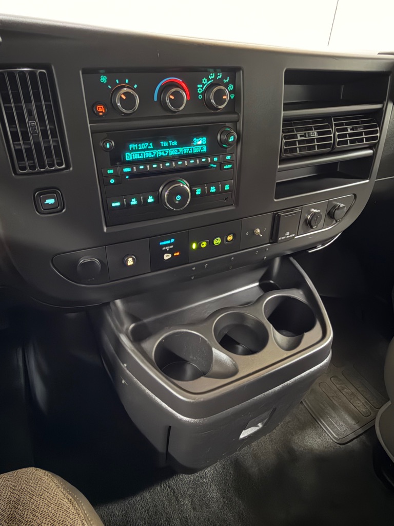 Photo 13 of this CHEVROLET EXPRESS G3500