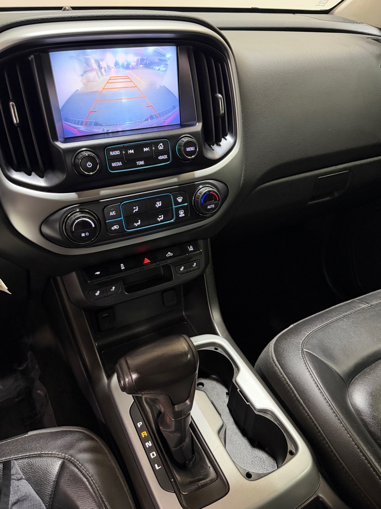 Photo 13 of this CHEVROLET COLORADO