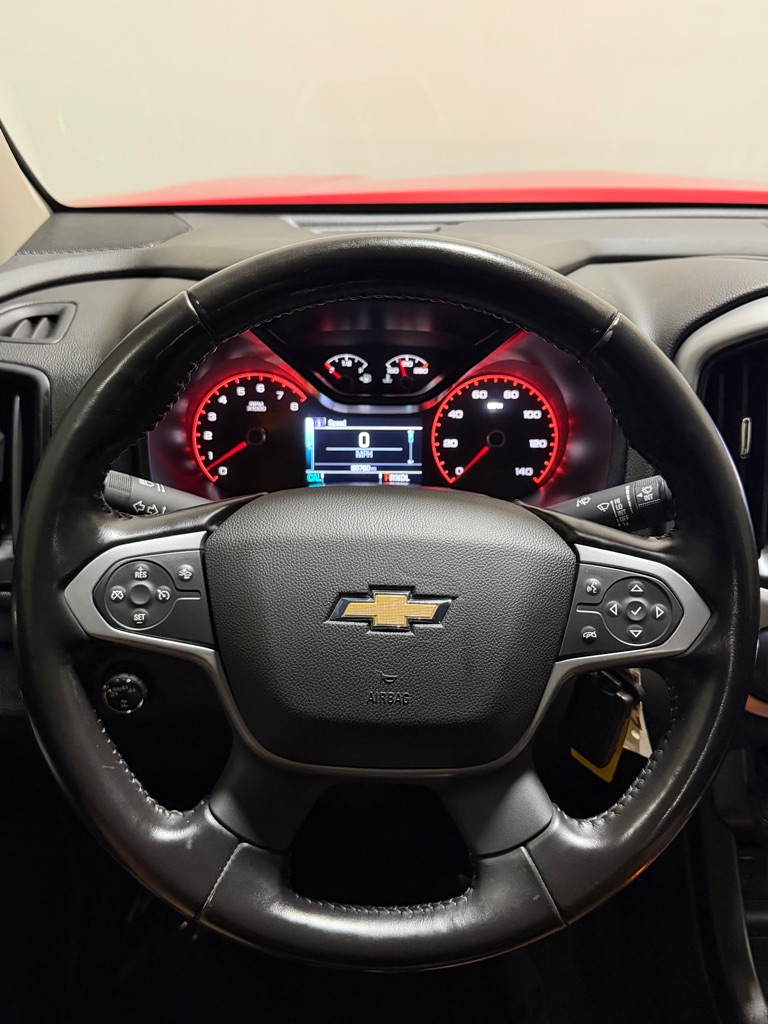 Photo 15 of this CHEVROLET COLORADO