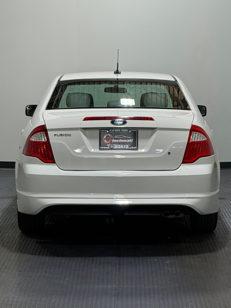 Photo 6 of this FORD FUSION