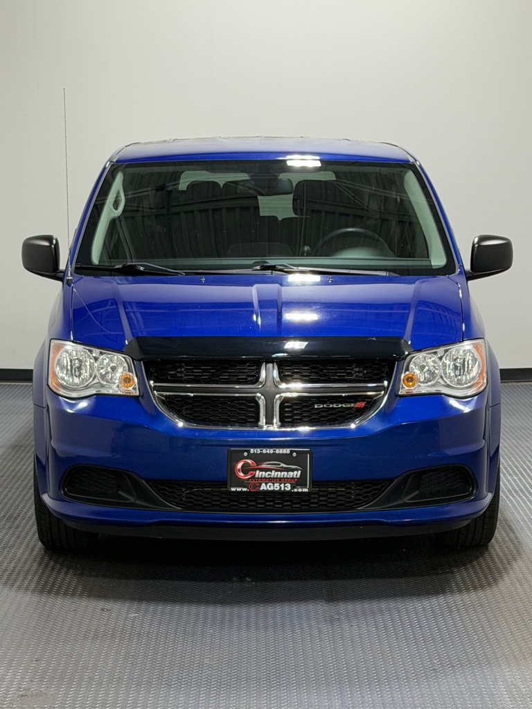 Photo 3 of this DODGE GRAND CARAVAN
