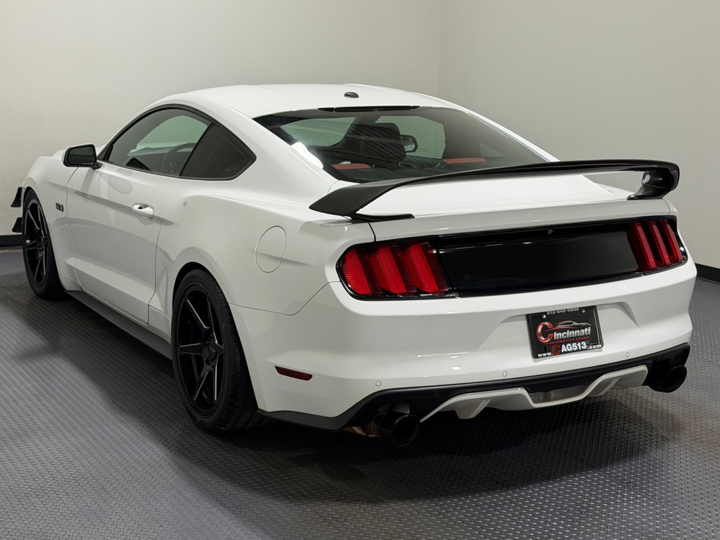 Photo 7 of this FORD MUSTANG