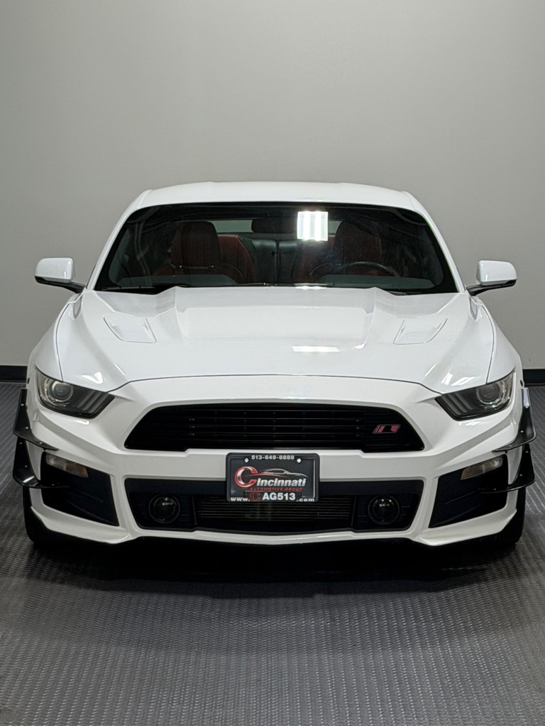Photo 3 of this FORD MUSTANG