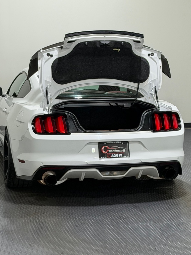 Photo 11 of this FORD MUSTANG