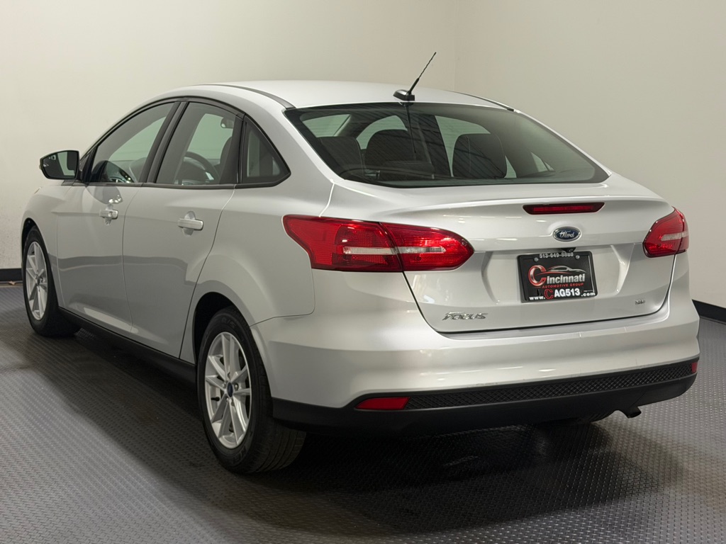 Photo 7 of this FORD FOCUS
