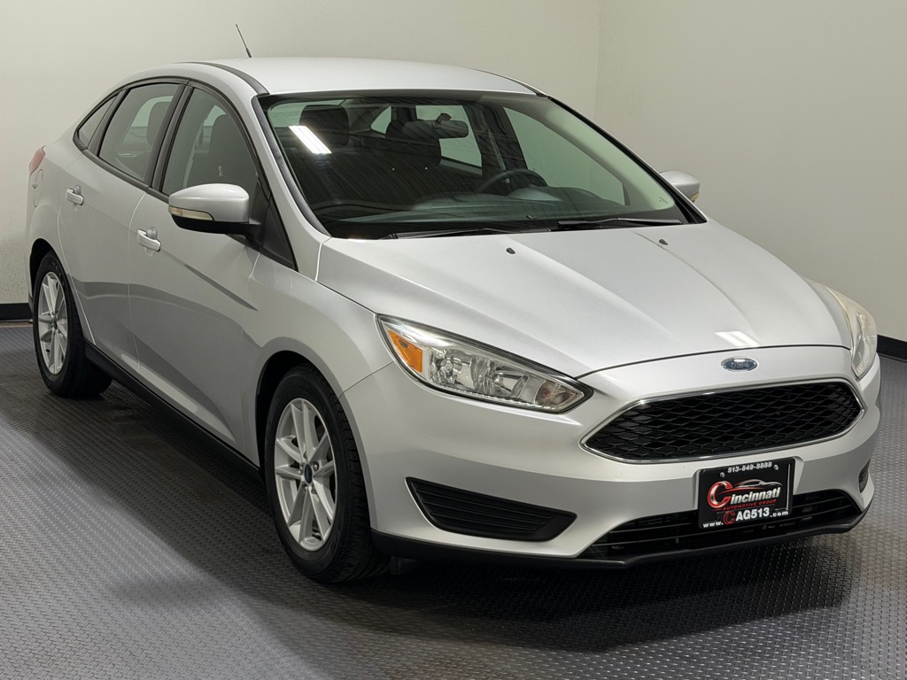 Photo 4 of this FORD FOCUS