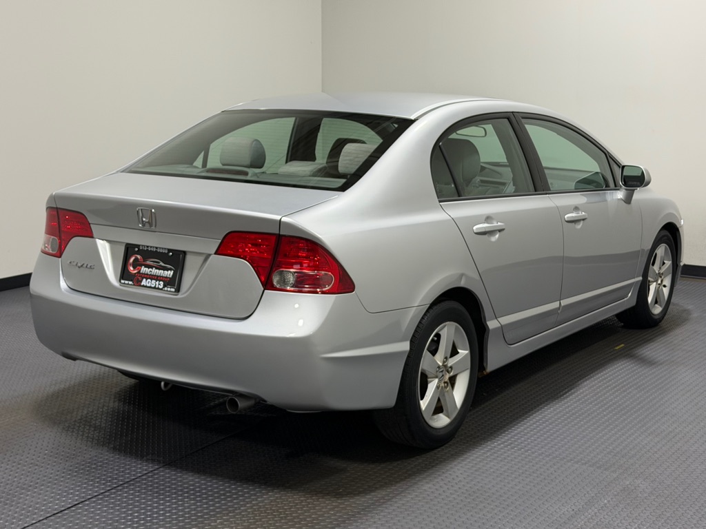 Photo 5 of this HONDA CIVIC